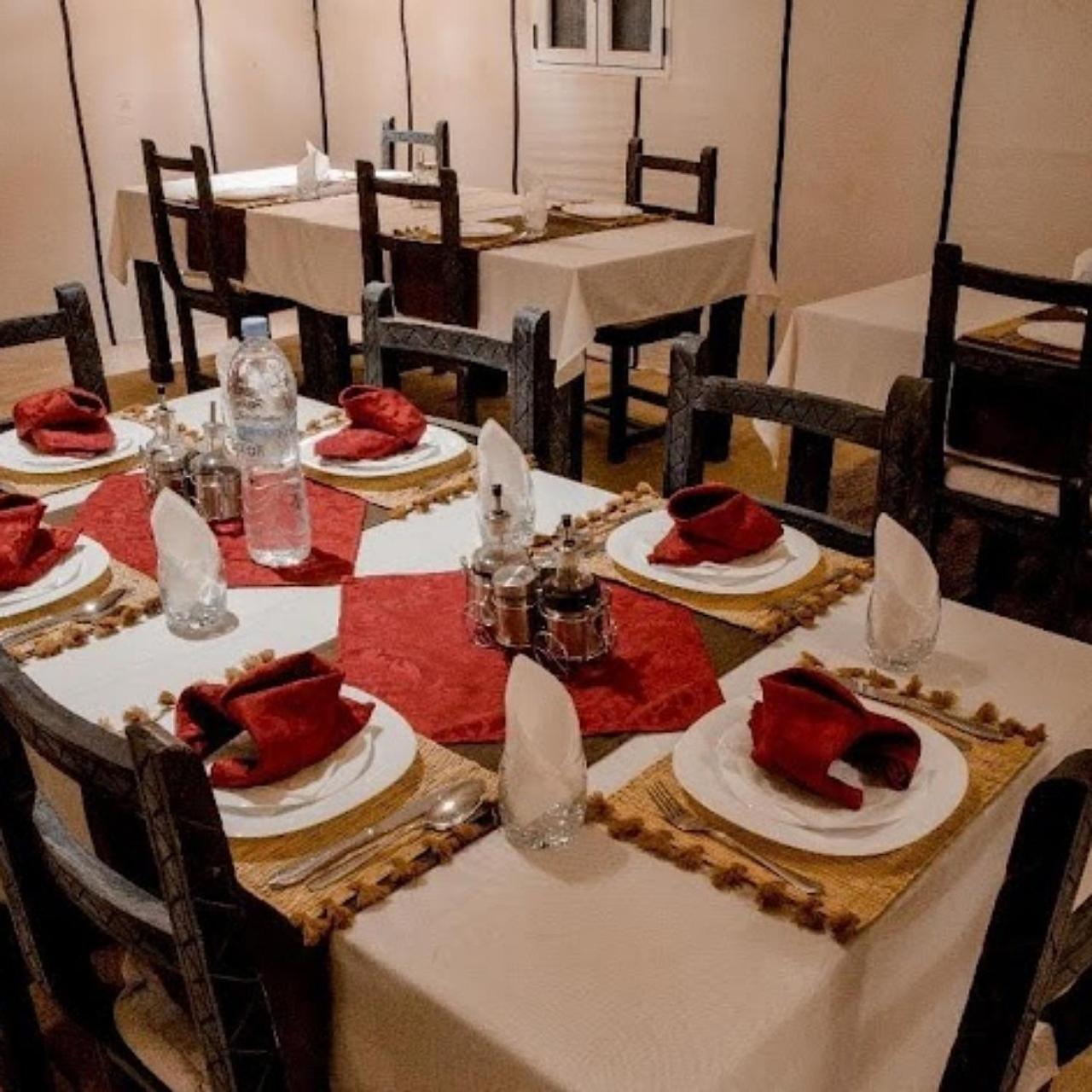 Hotel Sahara Luxury Glamping Merzouga Exterior foto